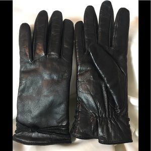 Fownes leather gloves